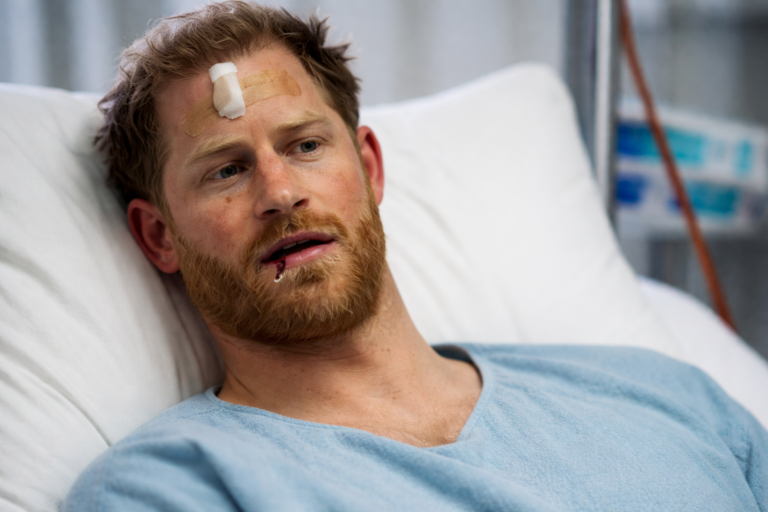 TRAGEDY — JUST 5 MINUTES AGO! King Charles III delivers HEARTBREAKING news that sends shockwaves through the Royal Family and plunges the Palace into chaos and tears: “Prince Harry has…”