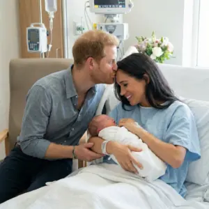 “Welcome, My Love” – Prince Harry Tearfully Thanks Meghan as She Safely Delivers the Royal Family’s Third Child, with England Applauding in Celebration: “This baby is…”